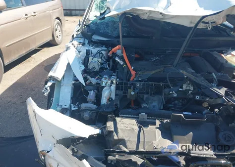 2024 Honda Cr-V Hybrid Sport-L z USA, uszkodzony, nr VIN 7FARS5H86RE032639